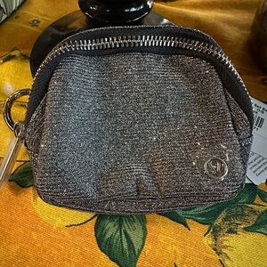 Lululemon Everywhere Belt Bag Nano
Glitter in Silver NWT